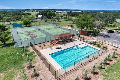 329 Kendall Dr — photo 4
