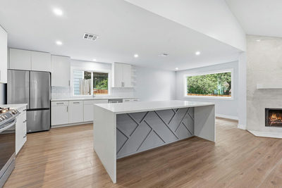 7807 Keswick Dr — photo 3