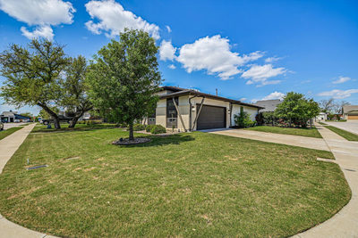 100 Dax Dr — photo 3