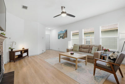 11606 Murchison St — photo 5