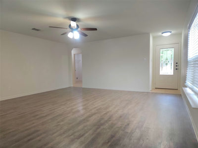 1616 Treeta Trl — photo 3