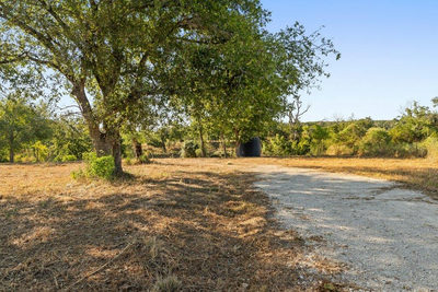 440 Chimney Valley Rd — photo 2
