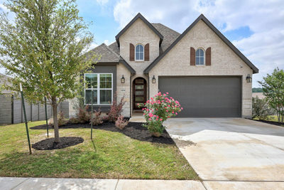 1204 Addison Ln — photo 2