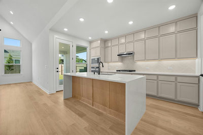 9505 Golden Lion Dr — photo 2