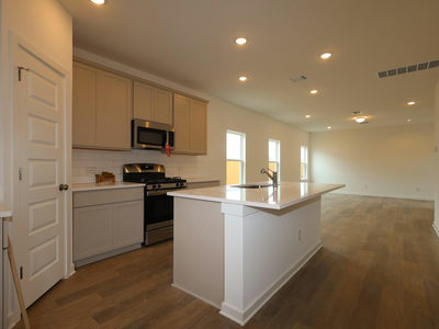 122 Heritage Forest Pkwy — photo 3