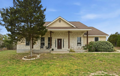 202 Cedar Hills Dr — photo 2