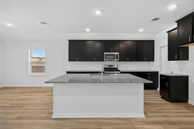 1212 Crumpton Dr — photo 3