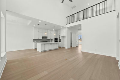 153 Burke St — photo 2