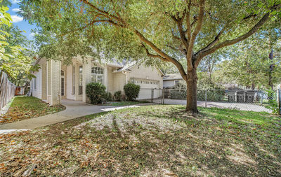 409 E Austin Ave — photo 5