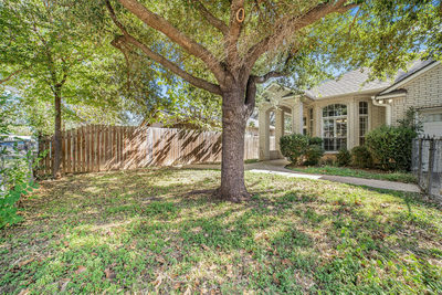 409 E Austin Ave — photo 4