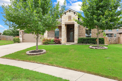 1018 Granbury Cv — photo 2