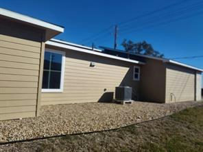 20008 Boggy Ford Rd — photo 3