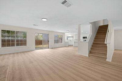 1181 Forest Bluff Trl — photo 5
