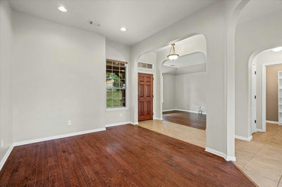 22324 Rock Wren Rd — photo 2
