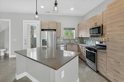 4707 Leslie Ave #A — photo 5