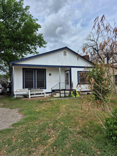 604 Springdale Rd — photo 3
