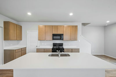 383 Jade St — photo 3