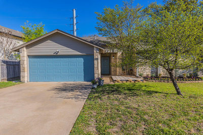 2402 Susan Ln — photo 2