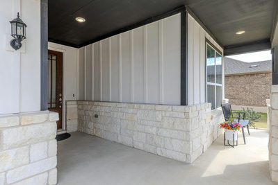 640 Martingale St — photo 4