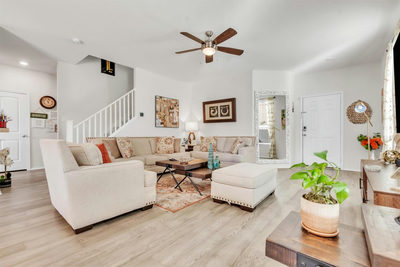 421 Conchillos Dr — photo 5