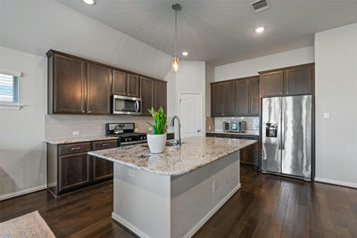 417 Rusk Bluff Ave — photo 5