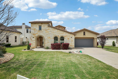 109 Charmstone Ln — photo 2