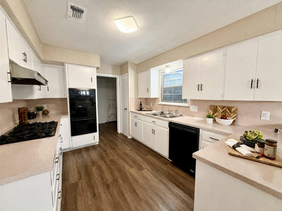 1000 Hollybluff St — photo 5