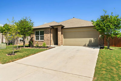 142 Esparza Dr — photo 2