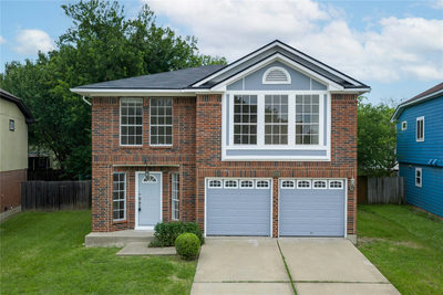 13701 Cambourne Dr — photo 2