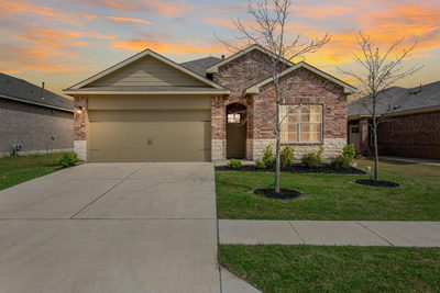 2072 Port Ellen Dr — photo 2