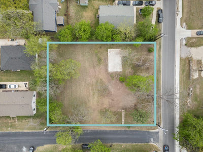 601 N Church St — photo 2