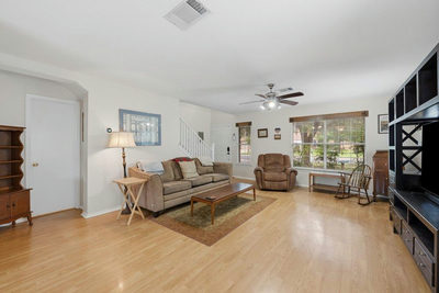 11432 Hillhaven Dr — photo 4