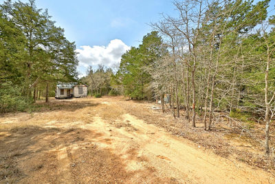 109 Crepe Myrtle Rd — photo 2