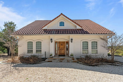 8101 Breeze Way — photo 2
