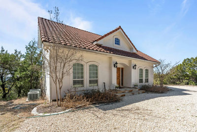 8101 Breeze Way — photo 3