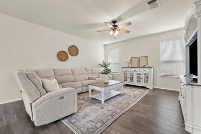 241 La Dera Dr — photo 5