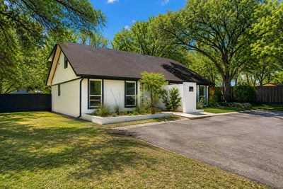 819 Sahara Ave — photo 2