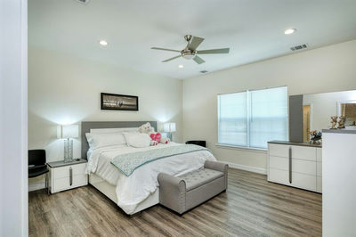 2409 Pecan St — photo 5