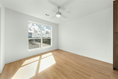 1701 Simond Ave #644 — photo 2
