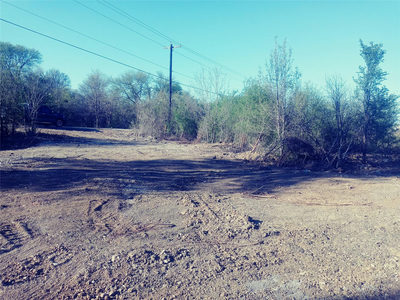 8818 Elroy Rd — photo 2