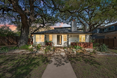 2308 Forest Ave — photo 2