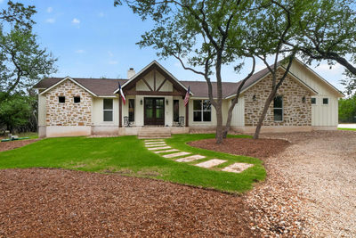 270 Rambling Oaks Dr — photo 2