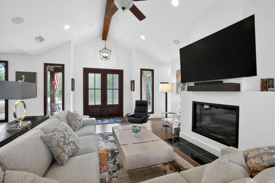 270 Rambling Oaks Dr — photo 3
