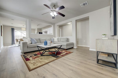 6709 Doyal Dr — photo 4