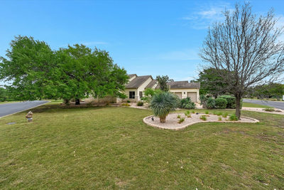 2300 FOUNDERS Cir — photo 2