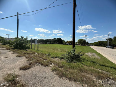 1909 Bois D Arc Ln — photo 4