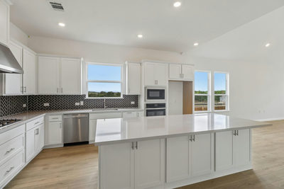 110 Cancho Hill Dr — photo 2