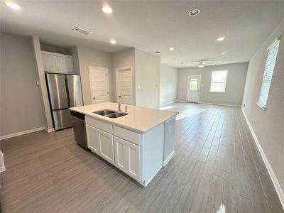 243 Kellys Heroes Way — photo 2