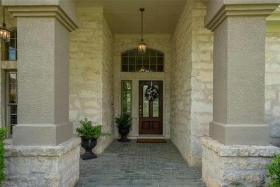 220 Mallet Ct — photo 2