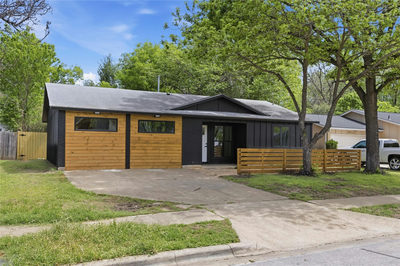 4400 Dovehill Dr — photo 2